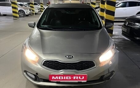 KIA cee'd III, 2013 год, 1 000 000 рублей, 20 фотография