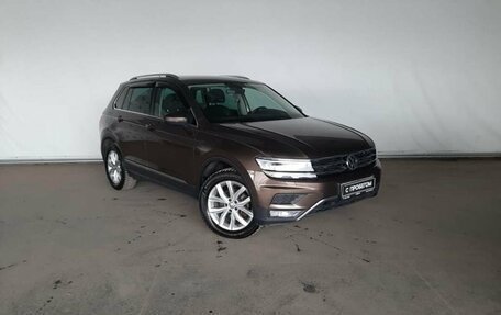 Volkswagen Tiguan II, 2017 год, 2 680 000 рублей, 3 фотография