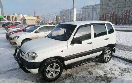 Chevrolet Niva I рестайлинг, 2009 год, 515 000 рублей, 1 фотография