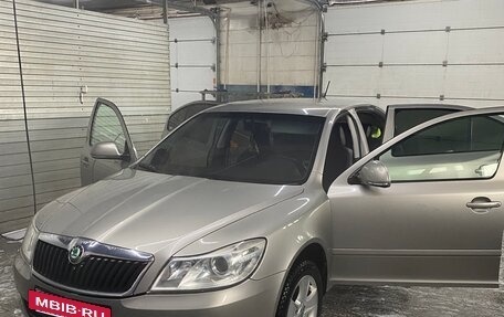 Skoda Octavia, 2011 год, 930 000 рублей, 10 фотография