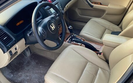 Honda Accord VII рестайлинг, 2007 год, 1 000 000 рублей, 2 фотография