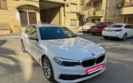 BMW 5 серия, 2018 год, 3 430 000 рублей, 11 фотография