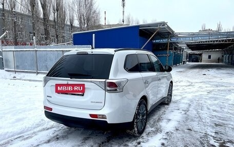 Mitsubishi Outlander III рестайлинг 3, 2012 год, 1 490 000 рублей, 6 фотография