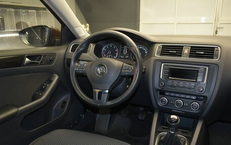 Volkswagen Jetta VI, 2014 год, 949 000 рублей, 12 фотография