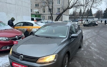 Volkswagen Jetta VI, 2012 год, 1 080 000 рублей, 1 фотография