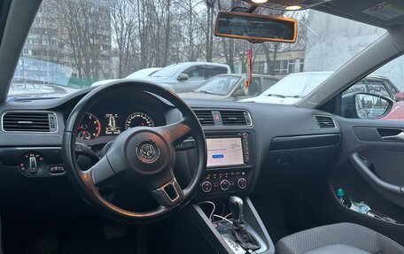 Volkswagen Jetta VI, 2012 год, 1 080 000 рублей, 13 фотография