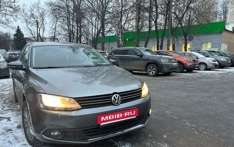 Volkswagen Jetta VI, 2012 год, 1 080 000 рублей, 4 фотография