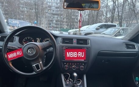 Volkswagen Jetta VI, 2012 год, 1 080 000 рублей, 14 фотография