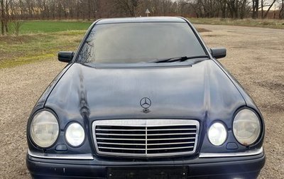 Mercedes-Benz E-Класс, 1996 год, 350 000 рублей, 1 фотография