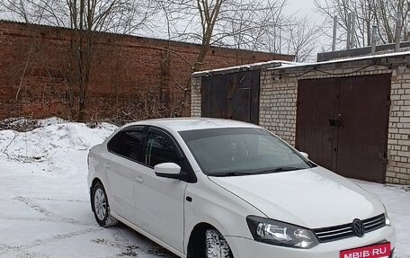 Volkswagen Polo VI (EU Market), 2013 год, 860 000 рублей, 1 фотография