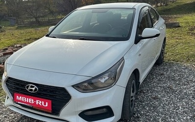 Hyundai Solaris II рестайлинг, 2018 год, 1 100 000 рублей, 1 фотография