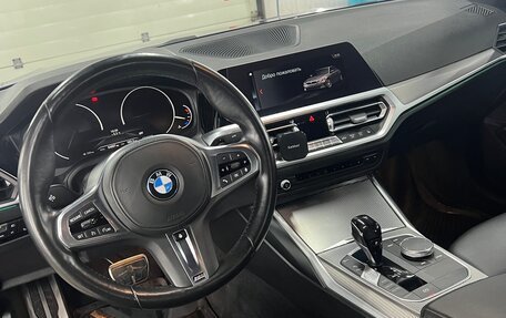 BMW 3 серия, 2019 год, 3 850 000 рублей, 20 фотография