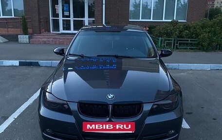 BMW 3 серия, 2005 год, 950 000 рублей, 19 фотография