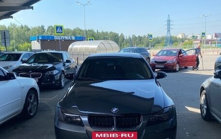 BMW 3 серия, 2005 год, 950 000 рублей, 18 фотография