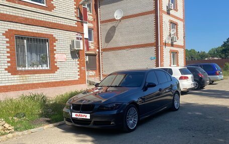 BMW 3 серия, 2005 год, 950 000 рублей, 24 фотография