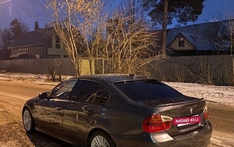 BMW 3 серия, 2005 год, 950 000 рублей, 32 фотография