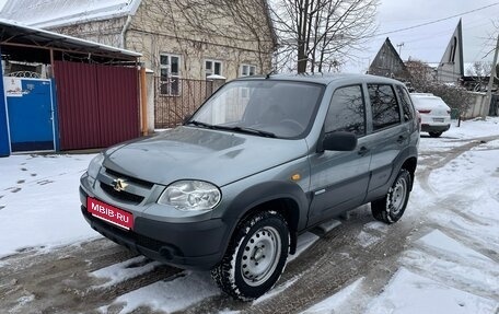 Chevrolet Niva I рестайлинг, 2010 год, 750 000 рублей, 1 фотография