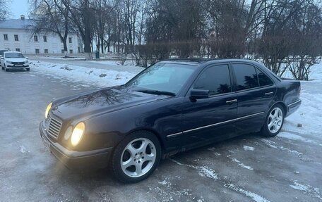 Mercedes-Benz E-Класс, 1998 год, 330 000 рублей, 10 фотография