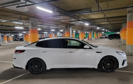 KIA Optima IV, 2018 год, 2 555 000 рублей, 10 фотография