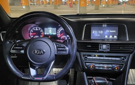 KIA Optima IV, 2018 год, 2 555 000 рублей, 13 фотография