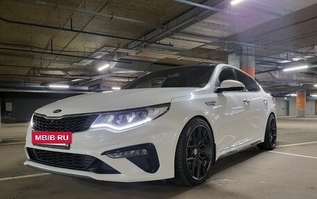 KIA Optima IV, 2018 год, 2 555 000 рублей, 4 фотография