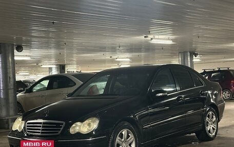 Mercedes-Benz C-Класс, 2005 год, 570 000 рублей, 2 фотография