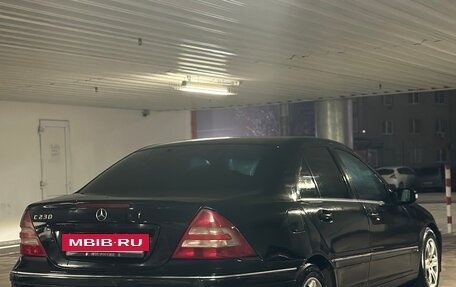 Mercedes-Benz C-Класс, 2005 год, 570 000 рублей, 7 фотография