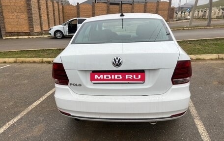 Volkswagen Polo VI (EU Market), 2019 год, 975 000 рублей, 2 фотография