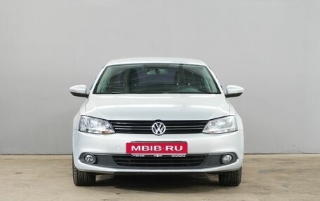 Volkswagen Jetta VI, 2013 год, 975 000 рублей, 2 фотография