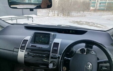 Toyota Prius, 2009 год, 810 000 рублей, 2 фотография