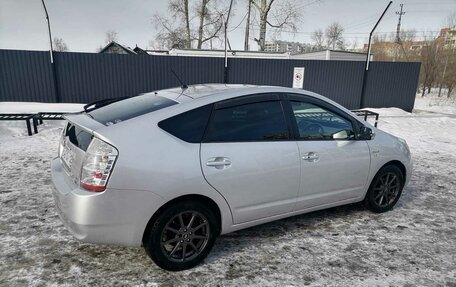 Toyota Prius, 2009 год, 810 000 рублей, 11 фотография