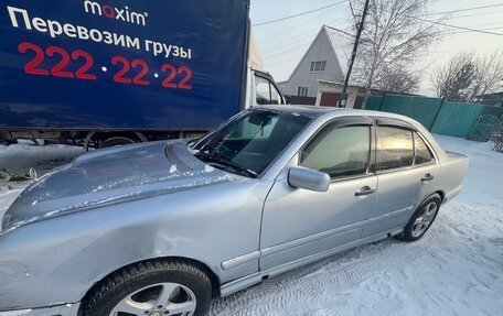 Mercedes-Benz E-Класс, 1997 год, 360 000 рублей, 4 фотография