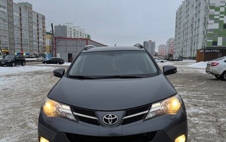 Toyota RAV4, 2015 год, 1 800 000 рублей, 1 фотография