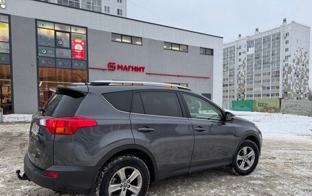 Toyota RAV4, 2015 год, 1 800 000 рублей, 9 фотография