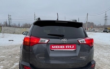 Toyota RAV4, 2015 год, 1 800 000 рублей, 6 фотография