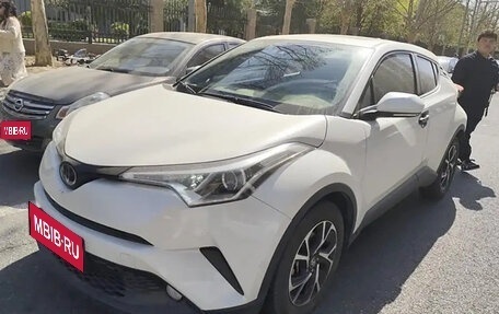 Toyota C-HR I рестайлинг, 2020 год, 1 700 000 рублей, 1 фотография