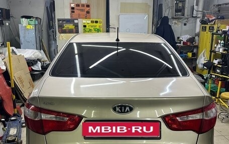 KIA Rio III рестайлинг, 2012 год, 900 000 рублей, 2 фотография