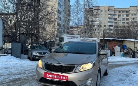 KIA Rio III рестайлинг, 2012 год, 900 000 рублей, 6 фотография