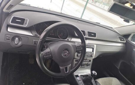 Volkswagen Passat B7, 2011 год, 1 200 000 рублей, 15 фотография