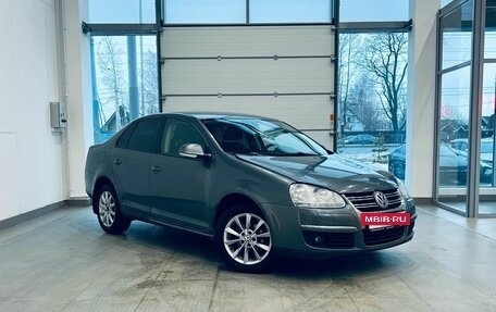 Volkswagen Jetta VI, 2010 год, 545 000 рублей, 3 фотография