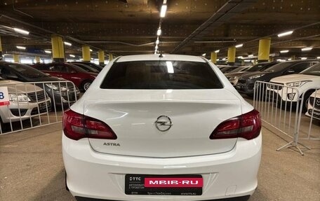 Opel Astra J, 2013 год, 835 000 рублей, 6 фотография