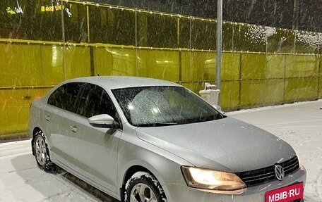 Volkswagen Jetta VI, 2012 год, 1 600 000 рублей, 3 фотография