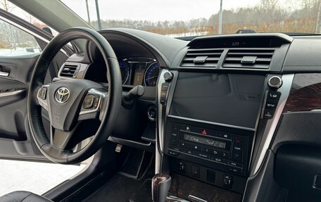 Toyota Camry, 2016 год, 2 400 000 рублей, 14 фотография