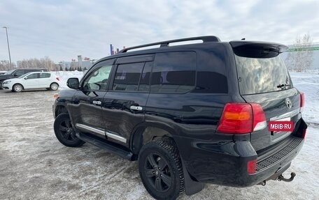 Toyota Land Cruiser 200, 2015 год, 5 000 000 рублей, 4 фотография