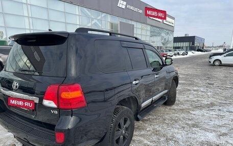 Toyota Land Cruiser 200, 2015 год, 5 000 000 рублей, 3 фотография