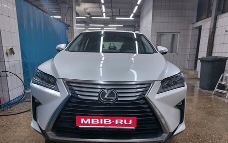 Lexus RX IV рестайлинг, 2017 год, 5 300 000 рублей, 13 фотография