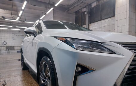 Lexus RX IV рестайлинг, 2017 год, 5 300 000 рублей, 30 фотография