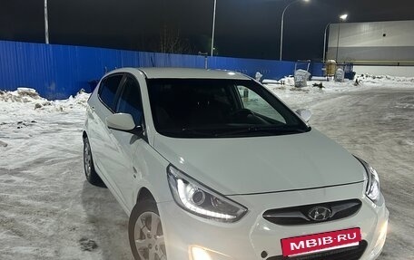 Hyundai Solaris II рестайлинг, 2013 год, 760 000 рублей, 9 фотография