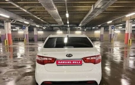 KIA Rio III рестайлинг, 2014 год, 700 000 рублей, 5 фотография