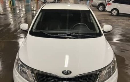 KIA Rio III рестайлинг, 2014 год, 700 000 рублей, 17 фотография